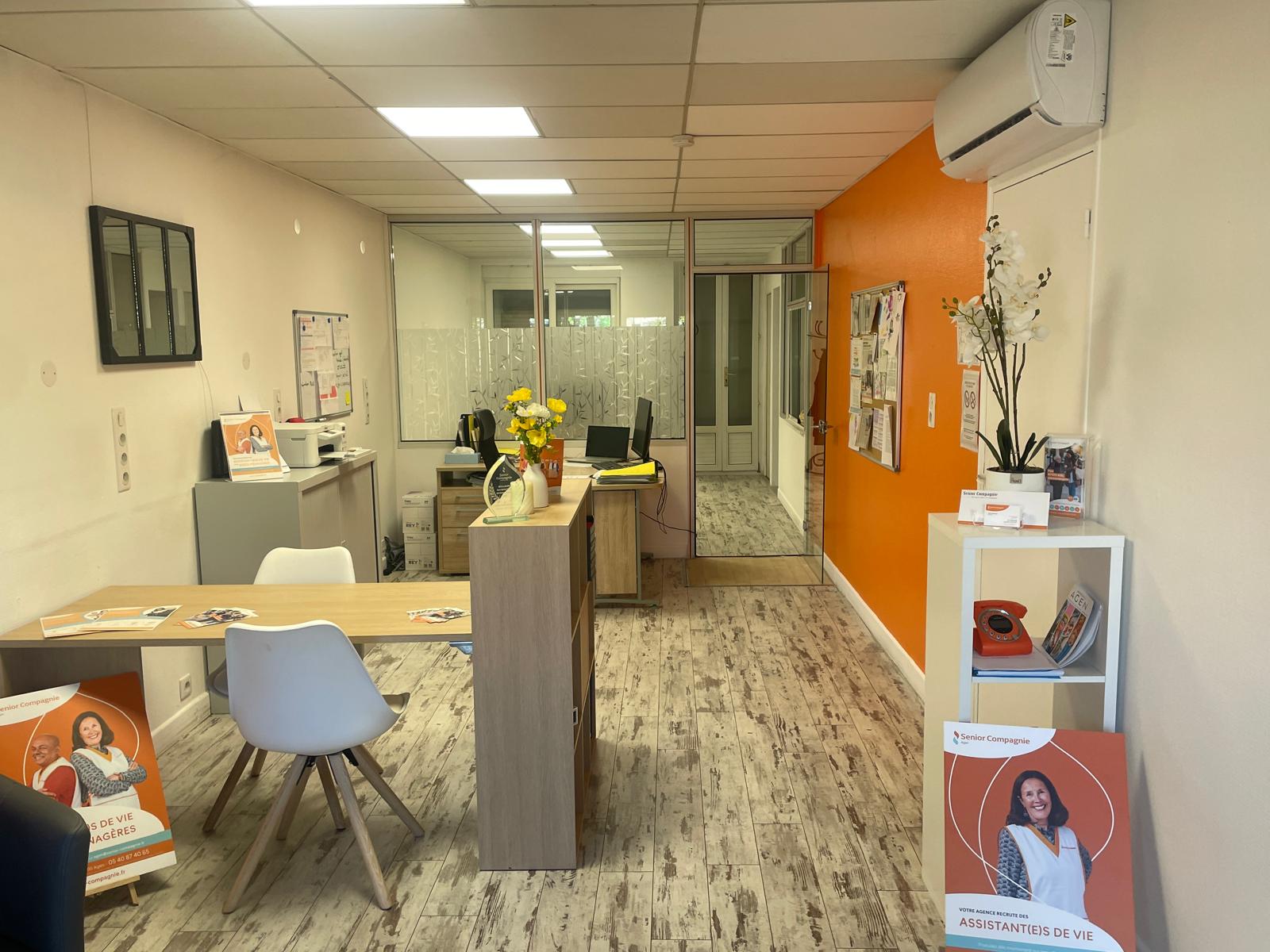 Intérieur de notre agence d'aide à domicile Senior Compagnie à Agen