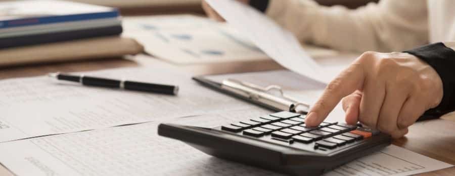 Montant APA : calcul, barème, reste à charge