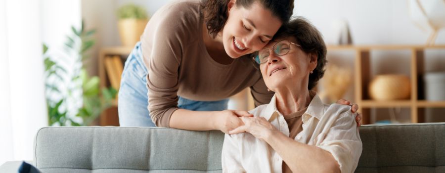 Salaire de l'aidant familial : combien peut-il toucher et à quelles conditions ?